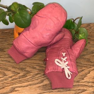 Vintage Grandoe Pink Leather Ski Mittens Ladies / Womens